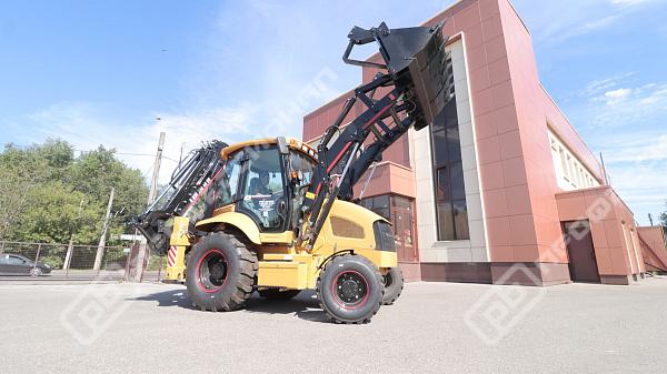 Экскаватор-погрузчик Профессионал PB 388T